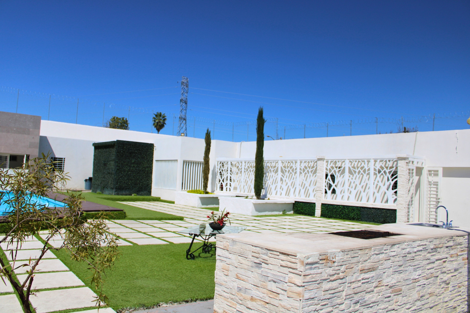 Patio Instalaciones Renasi